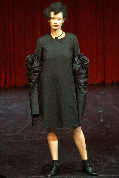 Look 15